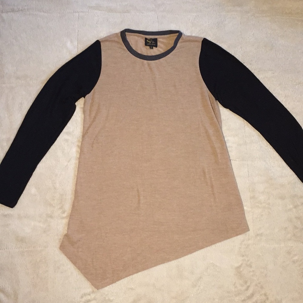 Asymmetrical hem loose tunic